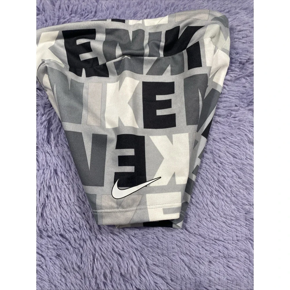 Girls Nike Light Smoke Grey Shorts Size 4 XS 3-4‎ Years